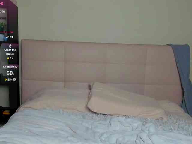 SilasCoraline webcam