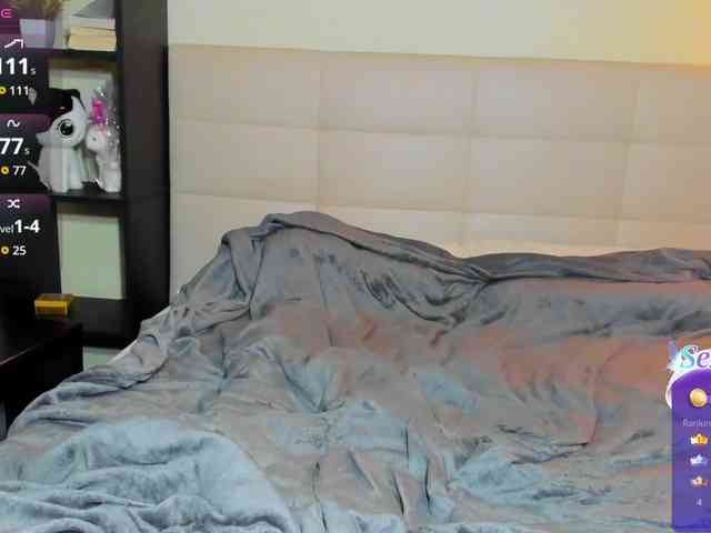 SilasCoraline webcam