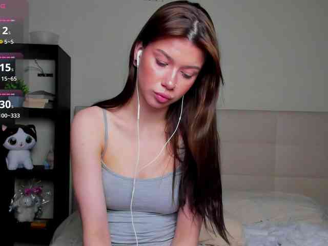 SilasCoraline webcam