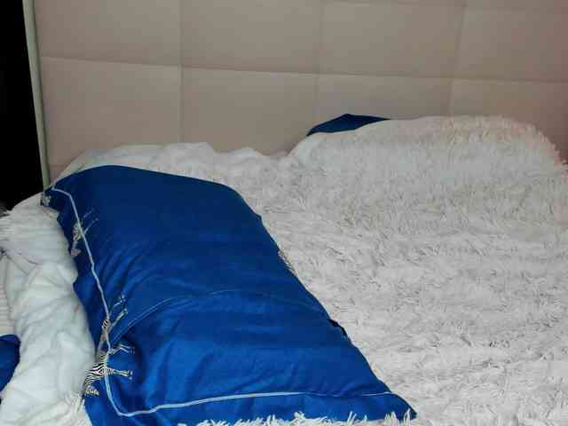 SilasCoraline webcam