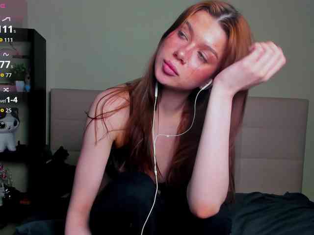 SilasCoraline webcam