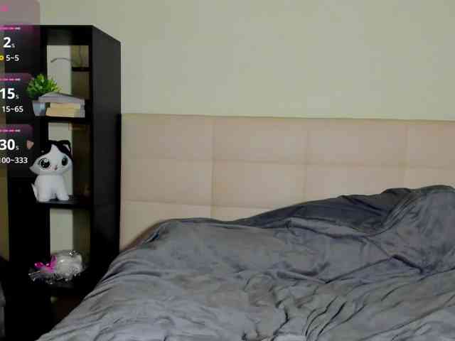 SilasCoraline webcam