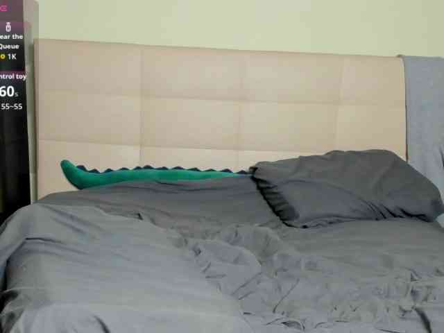 SilasCoraline webcam