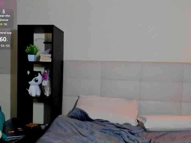 SilasCoraline webcam