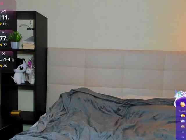 SilasCoraline webcam