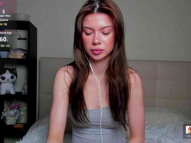 SilasCoraline webcam