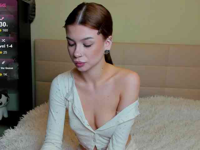 SilasCoraline webcam