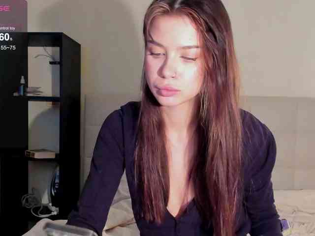 SilasCoraline webcam