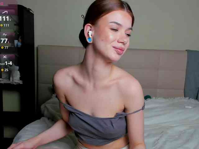 SilasCoraline webcam