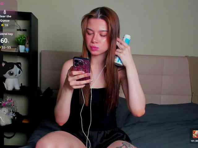 SilasCoraline webcam