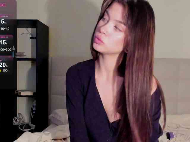 SilasCoraline webcam