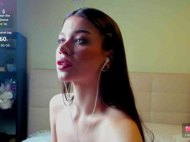 SilasCoraline webcam