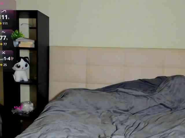 SilasCoraline webcam