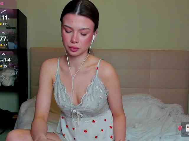 SilasCoraline webcam