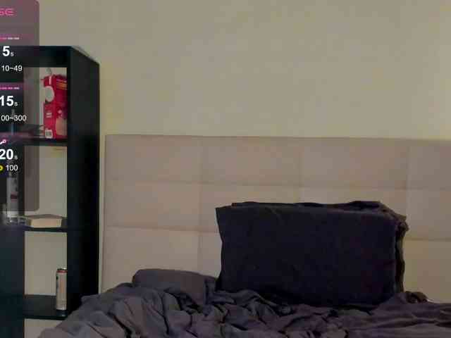 SilasCoraline webcam