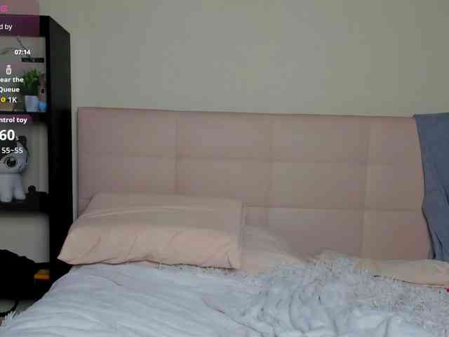 SilasCoraline webcam