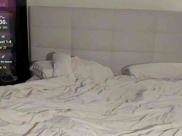 SilasCoraline webcam