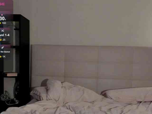 SilasCoraline webcam