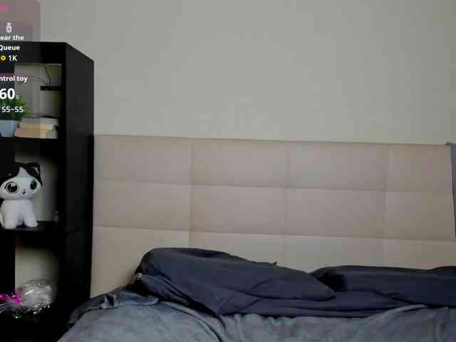 SilasCoraline webcam