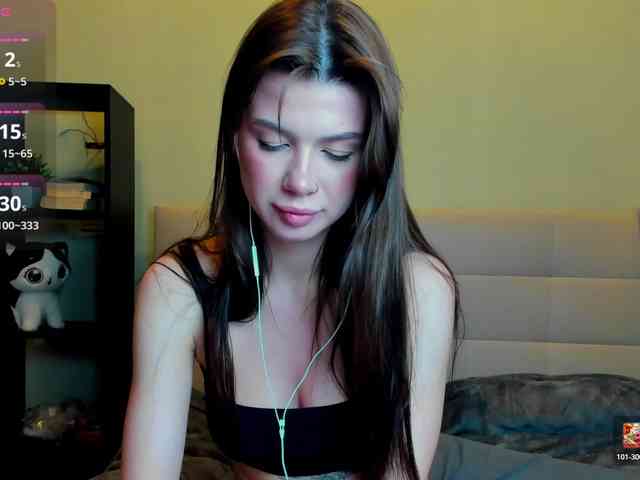 SilasCoraline webcam