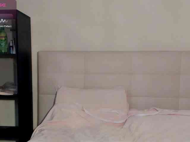 SilasCoraline webcam