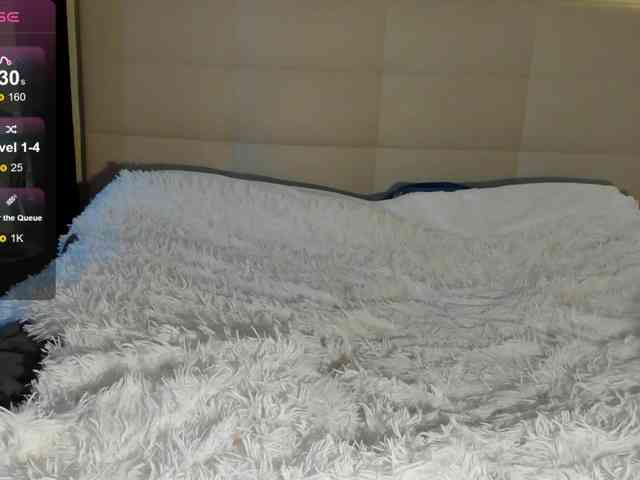 SilasCoraline webcam