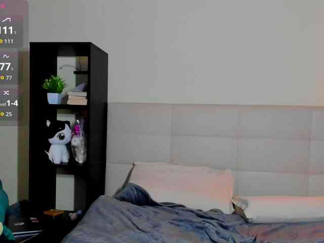 SilasCoraline webcam