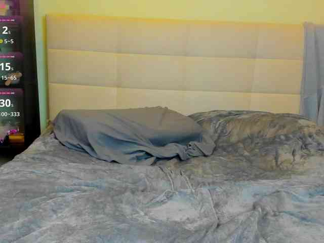 SilasCoraline webcam