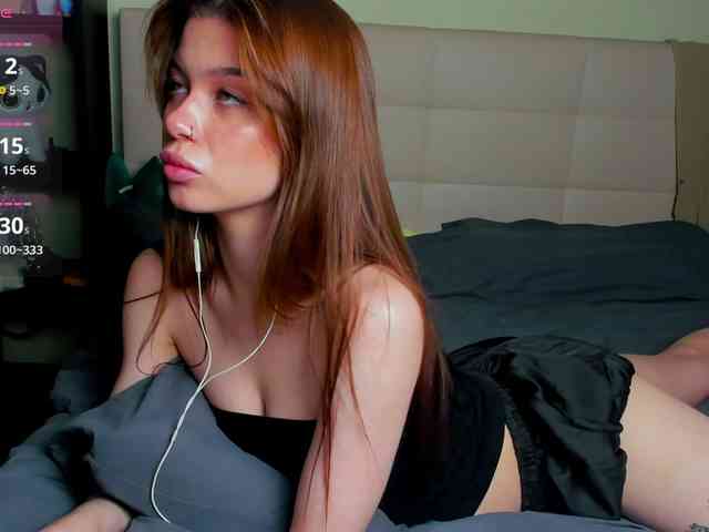 SilasCoraline webcam