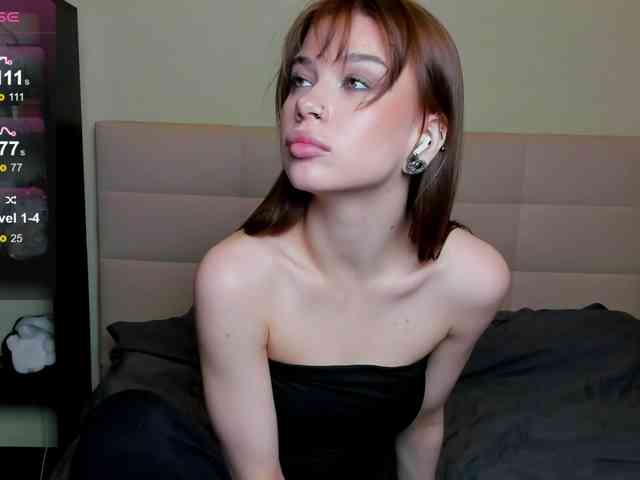 SilasCoraline webcam