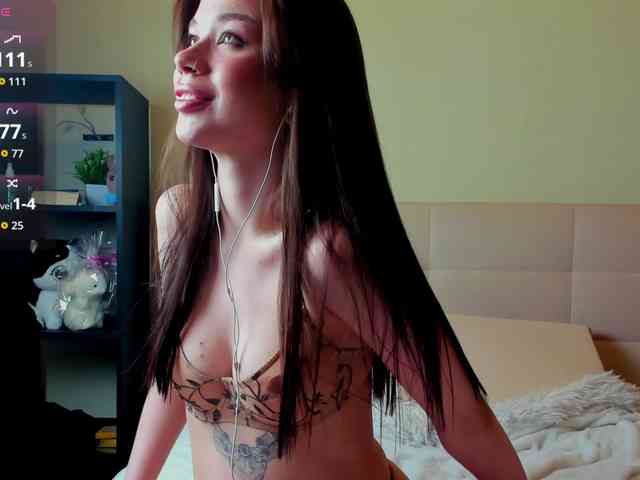 SilasCoraline webcam