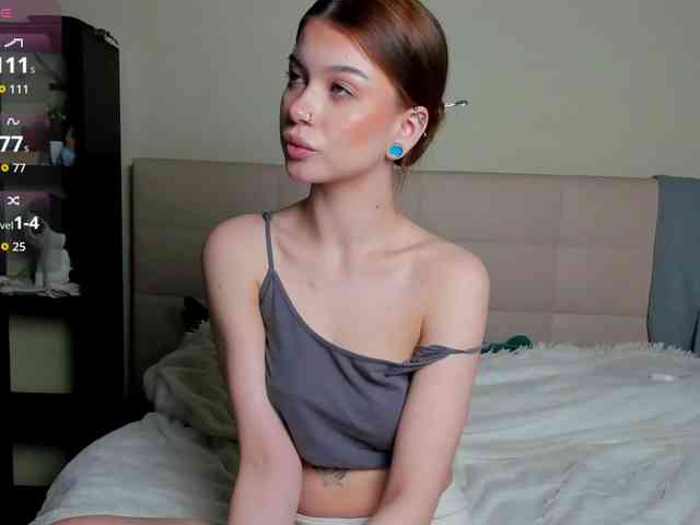 SilasCoraline webcam