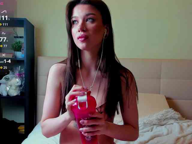 SilasCoraline webcam