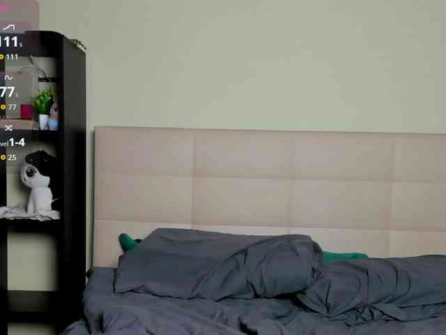 SilasCoraline webcam