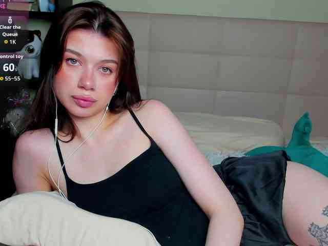 SilasCoraline webcam