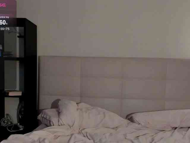 SilasCoraline webcam