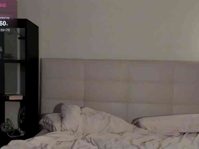 SilasCoraline webcam