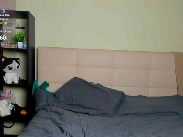 SilasCoraline webcam