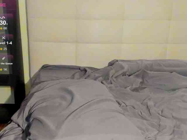 SilasCoraline webcam