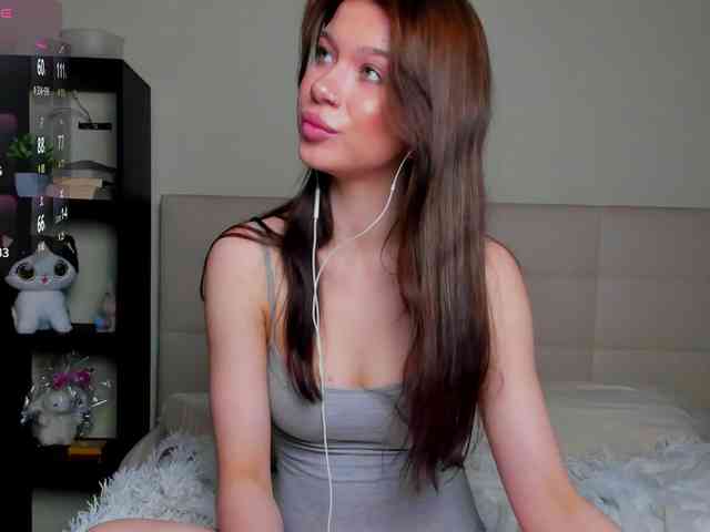 SilasCoraline webcam