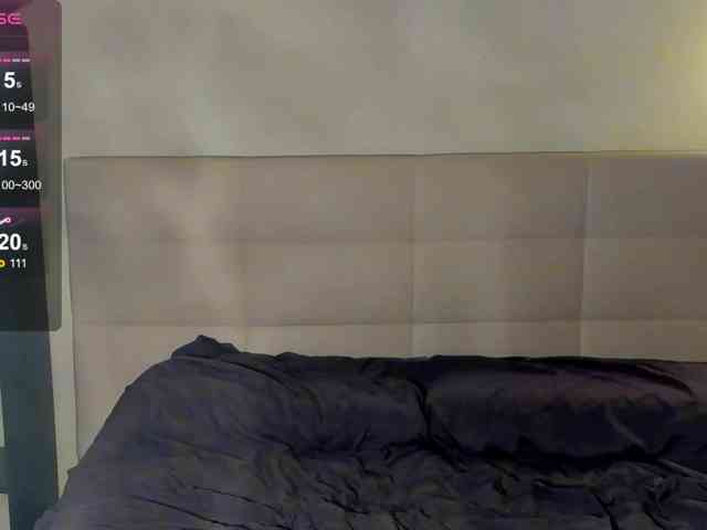 SilasCoraline webcam