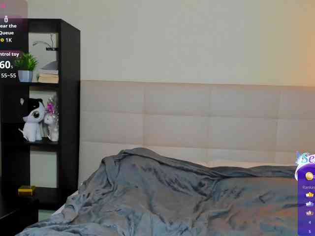 SilasCoraline webcam