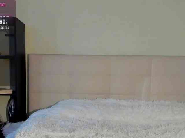 SilasCoraline webcam