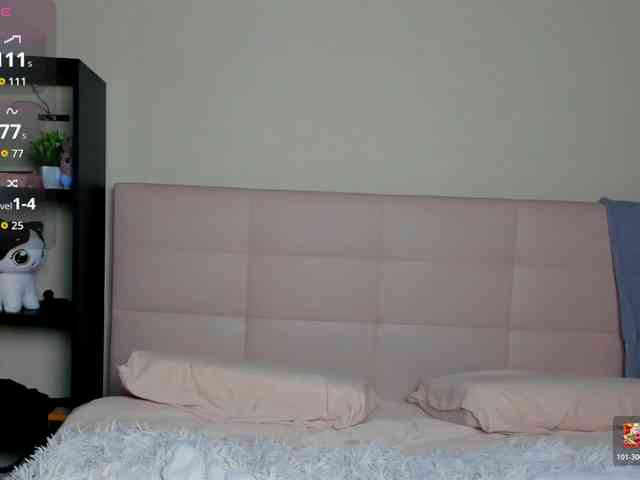 SilasCoraline webcam