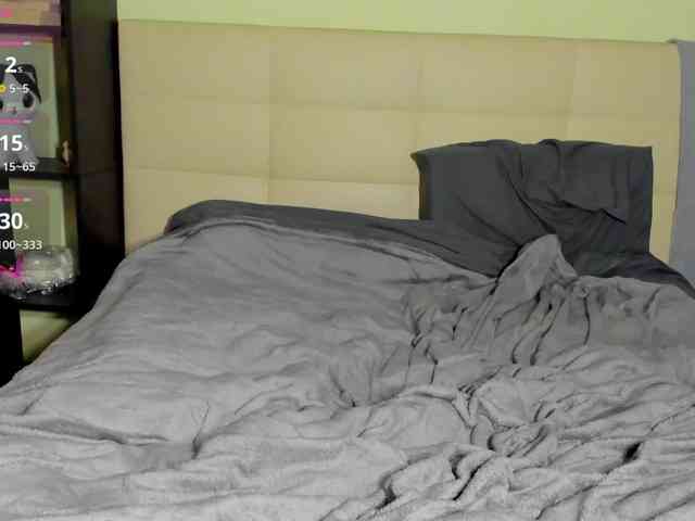 SilasCoraline webcam