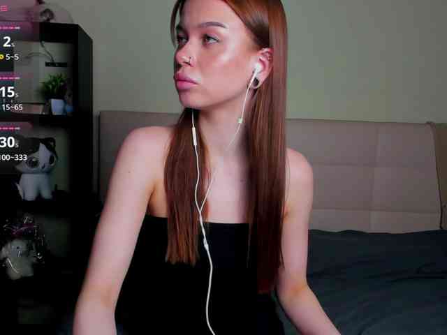 SilasCoraline webcam