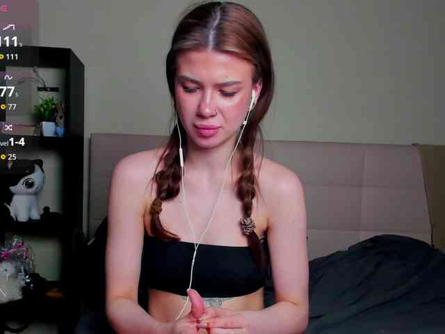 SilasCoraline webcam