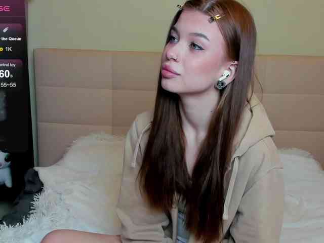 SilasCoraline webcam