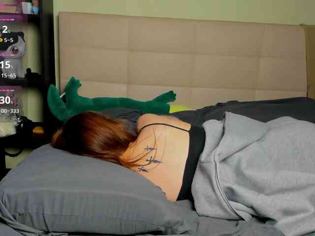 SilasCoraline webcam