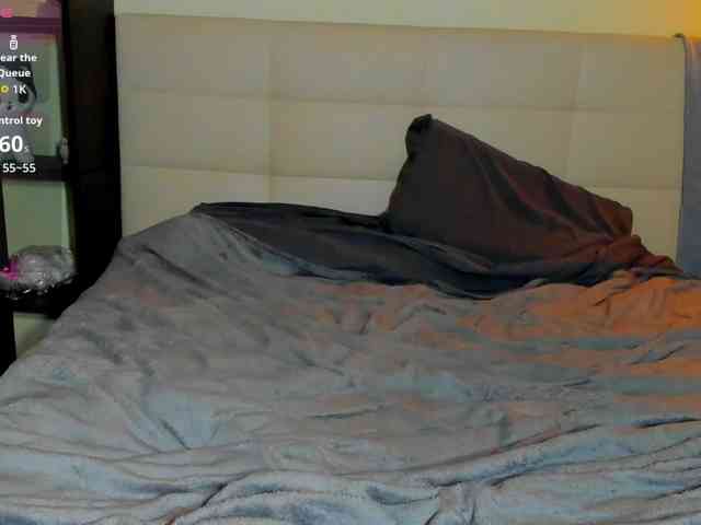 SilasCoraline webcam